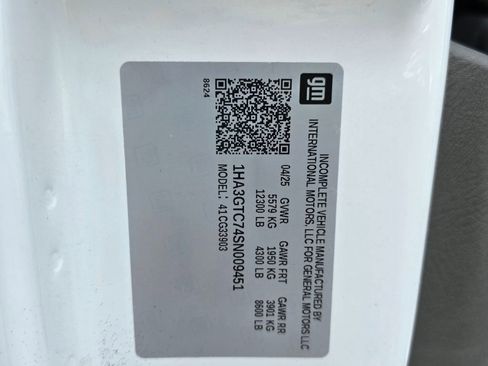 New 2025 Chevrolet Express 3500 w/ Power Convenience Package image 4