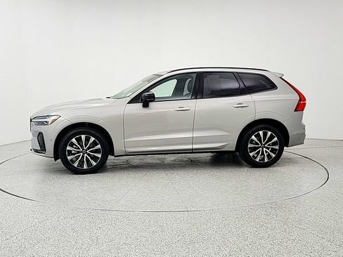 Certified 2025 Volvo XC60 B5 Plus AWD/4WD image 8