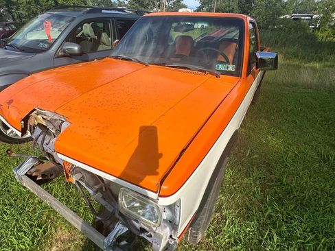 Used 1993 GMC Sonoma 2WD Regular Cab image 3
