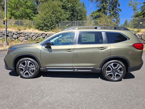 New 2026 Subaru Ascent Limited AWD/4WD image 3