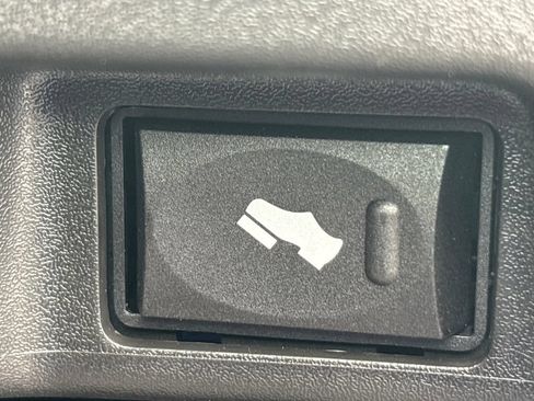 New 2026 RAM 2500 Big Horn AWD/4WD image 36