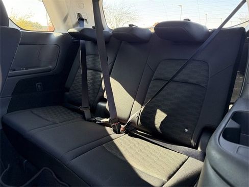 Used 2024 Nissan Pathfinder SV image 27