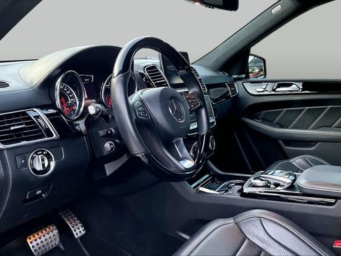 Used 2018 Mercedes-Benz GLE 63 AMG 4MATIC image 18