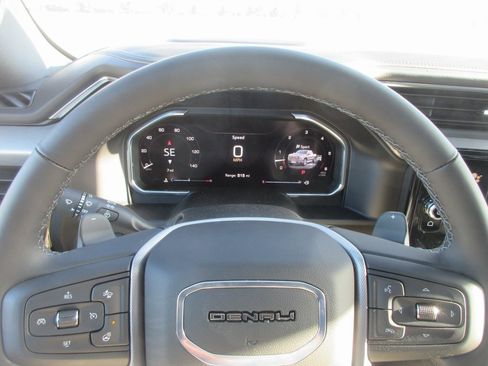 New 2026 GMC Sierra 1500 Denali w/ Denali Reserve Package image 19