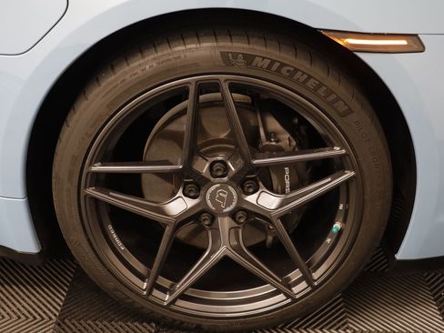 Used 2023 Porsche Taycan image 33