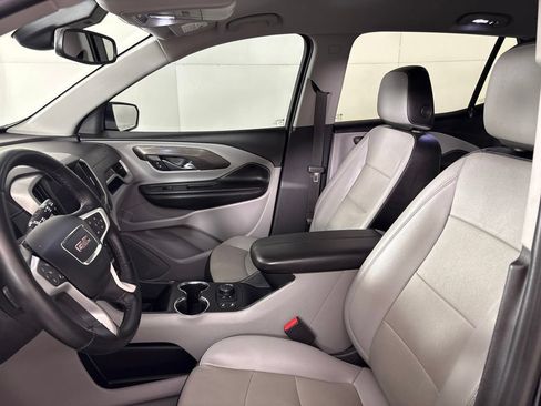 Used 2023 GMC Terrain SLT w/ LPO, Floor Liner Package AWD/4WD image 25