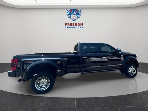 Used 2022 Ford F450 Platinum w/ FX4 Off-Road Package AWD/4WD image 5