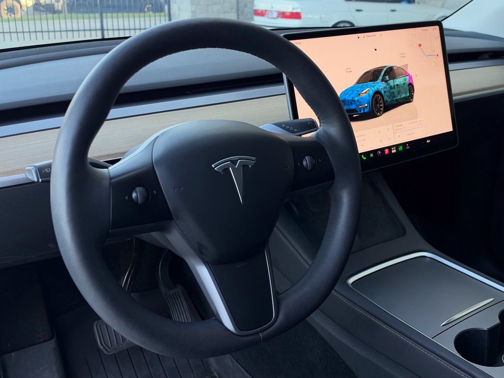 Used 2023 Tesla Model Y Long Range AWD/4WD image 9