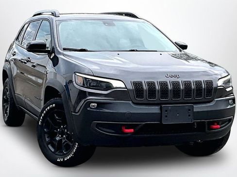 Used 2022 Jeep Cherokee Trailhawk w/ Trailer Tow Group AWD/4WD image 3