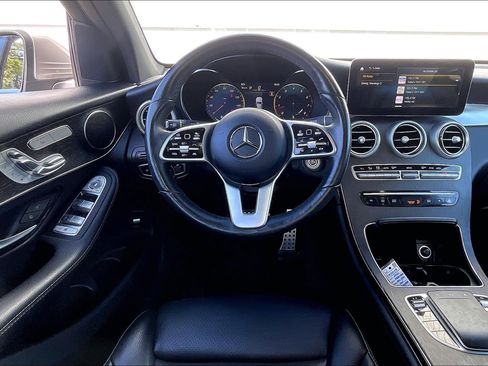 Used 2021 Mercedes-Benz GLC 300 4MATIC image 6