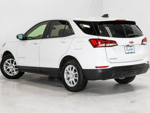 Used 2023 Chevrolet Equinox LS w/ LS Convenience Package FWD image 26