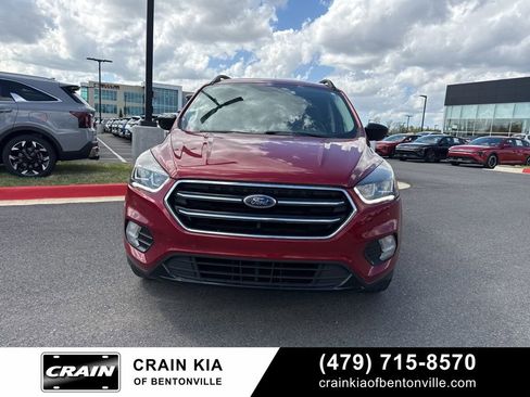 Used 2019 Ford Escape SE image 7