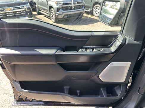 Used 2025 Ford F150 Raptor image 32