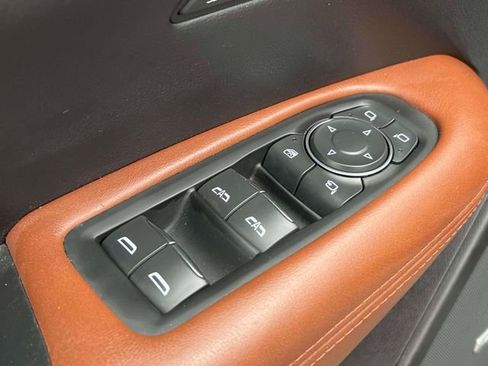 Used 2023 Cadillac XT5 Premium Luxury w/ LPO, Floor Liner Package image 19