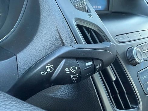 Used 2018 Ford Focus S image 26