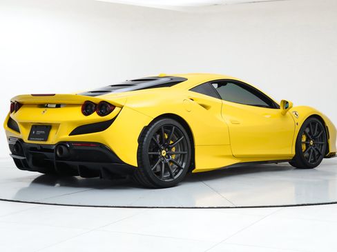 Certified 2022 Ferrari F8 Tributo RWD image 3