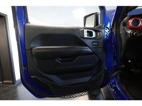 Used 2019 Jeep Wrangler Unlimited Rubicon AWD/4WD image 16