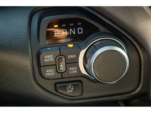 Used 2025 RAM 1500 Big Horn AWD/4WD image 28