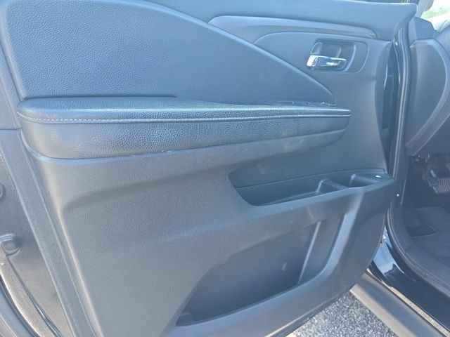 Used 2017 Honda Ridgeline Sport image 17