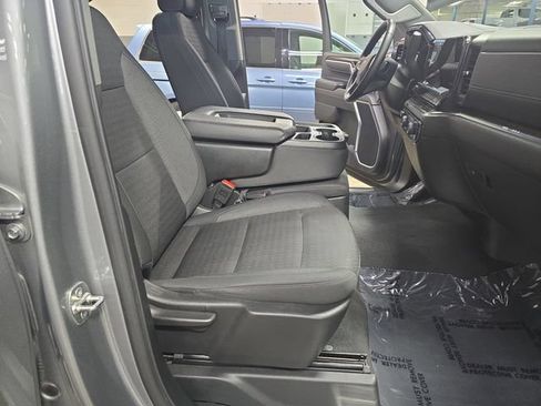 Used 2025 Chevrolet Silverado 1500 LT AWD/4WD image 14
