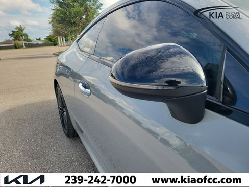 Used 2024 Mercedes-Benz CLE 300 4MATIC Coupe image 8