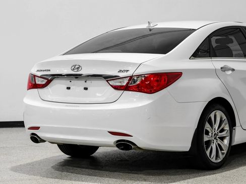 Used 2012 Hyundai Sonata SE w/ Navigation & Sunroof Pkg FWD image 14