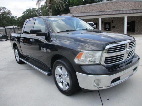 Used 2017 RAM 1500 Big Horn RWD image 19