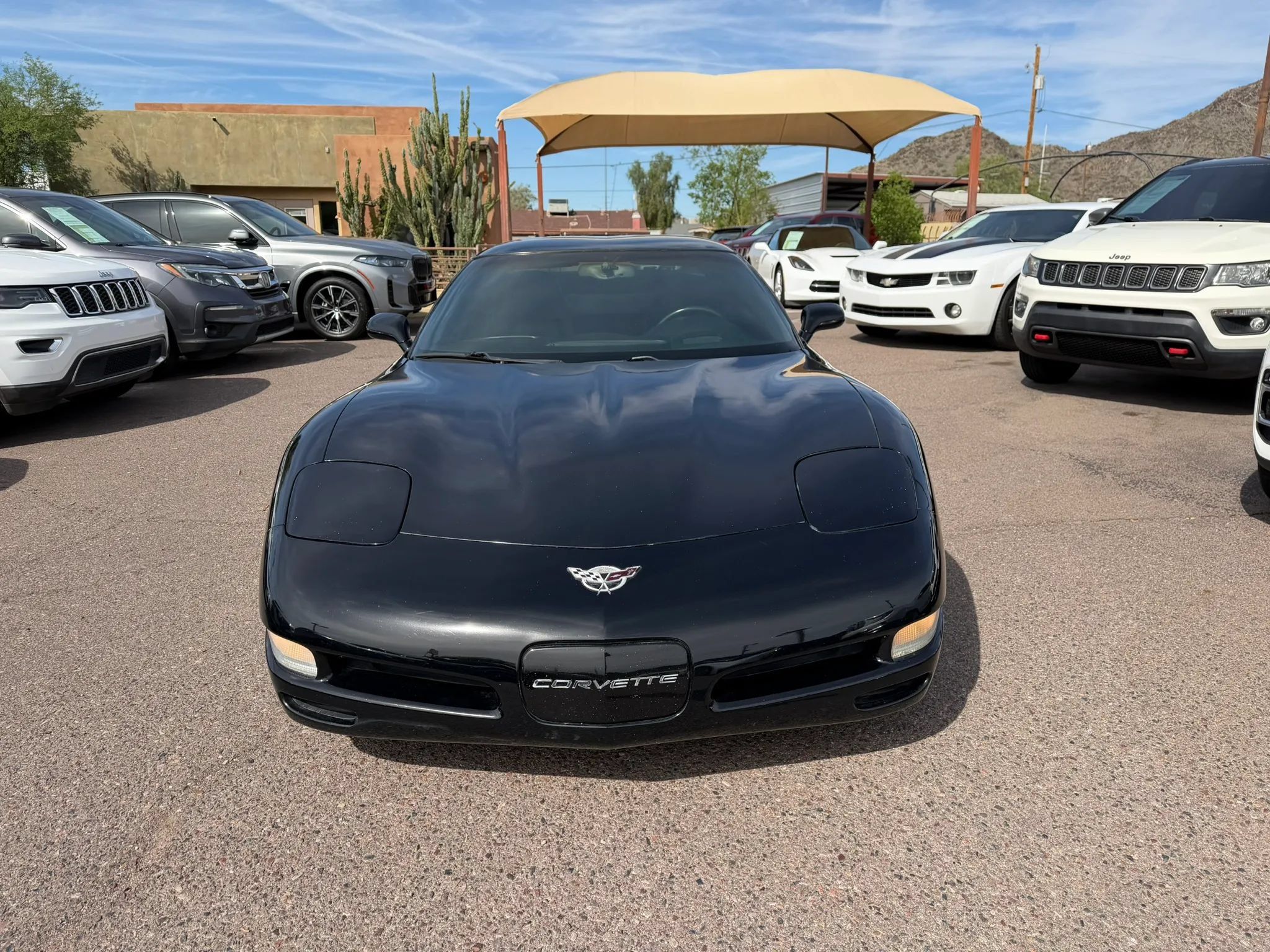 Used 2003 Chevrolet Corvette Coupe w/ Preferred Equipment Group RWD image 2