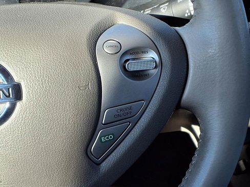 Used 2014 Nissan Leaf SV w/ LED & Quick Charge Package image 25