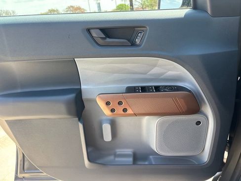 Used 2024 Ford Maverick Lariat image 21