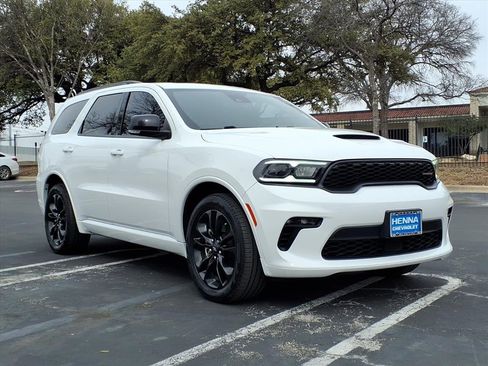 Used 2023 Dodge Durango GT image 1
