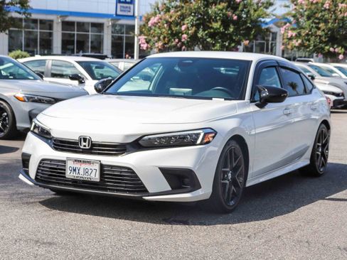 Used 2024 Honda Civic Sport image 3