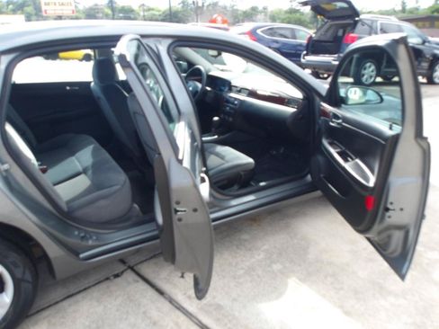 Used 2008 Chevrolet Impala LS FWD image 6