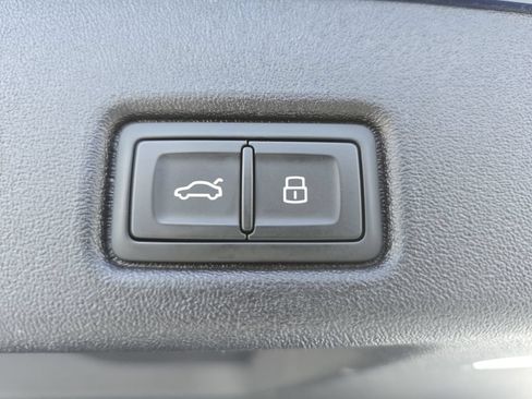 Certified 2025 Audi Q5 Premium w/ Premium Plus AWD/4WD image 25