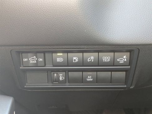 Used 2024 Toyota Tundra Limited w/ Power Package image 29