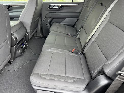 New 2026 Chevrolet Tahoe LS image 15