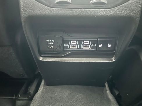 Used 2023 Jeep Grand Cherokee Limited w/ Luxury Tech Group II image 25