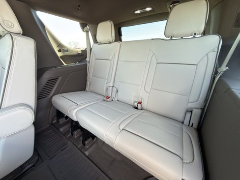 New 2026 GMC Yukon Denali image 16