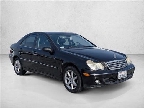 Used 2007 Mercedes-Benz C 280 Sedan image 3