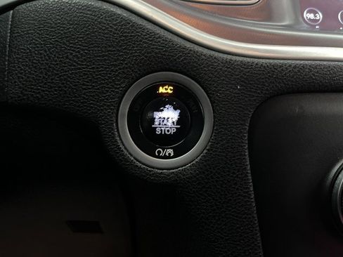 Used 2019 Dodge Charger GT image 20