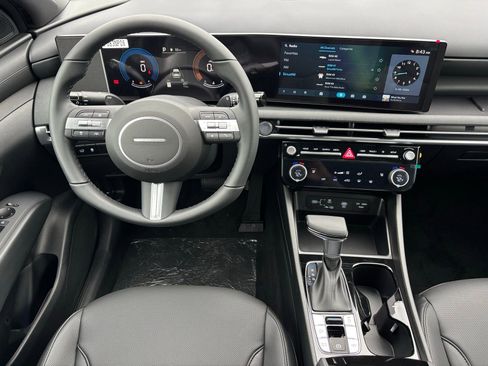 New 2026 Hyundai Tucson XRT FWD image 17