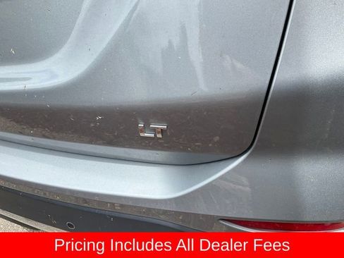 Used 2024 Chevrolet Equinox LT FWD image 8