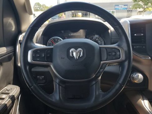 Used 2022 RAM 1500 Laramie AWD/4WD image 25
