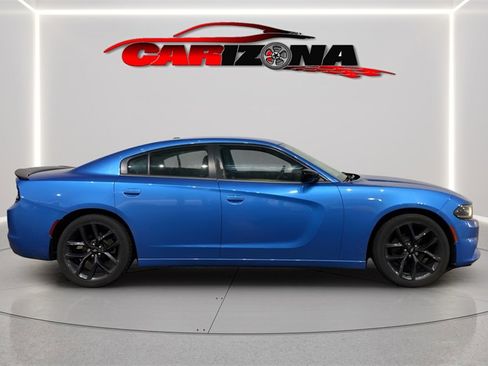Used 2019 Dodge Charger SXT image 1