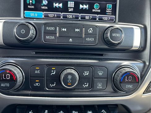 Used 2018 GMC Sierra 1500 SLT AWD/4WD image 32