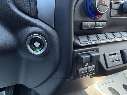 Used 2020 Chevrolet Silverado 1500 LT w/ All-Star Edition image 30