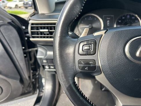 Used 2017 Lexus IS 200t w/ Premium Package RWD image 19