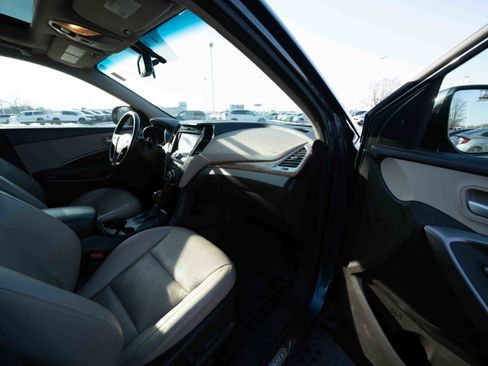 Used 2016 Hyundai Santa Fe Limited w/ Option Group 04 image 26