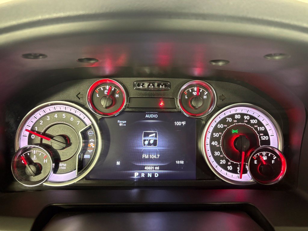 Used 2022 RAM 1500 Warlock AWD/4WD image 23