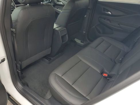 Used 2025 Buick Envista Sport Touring FWD image 26